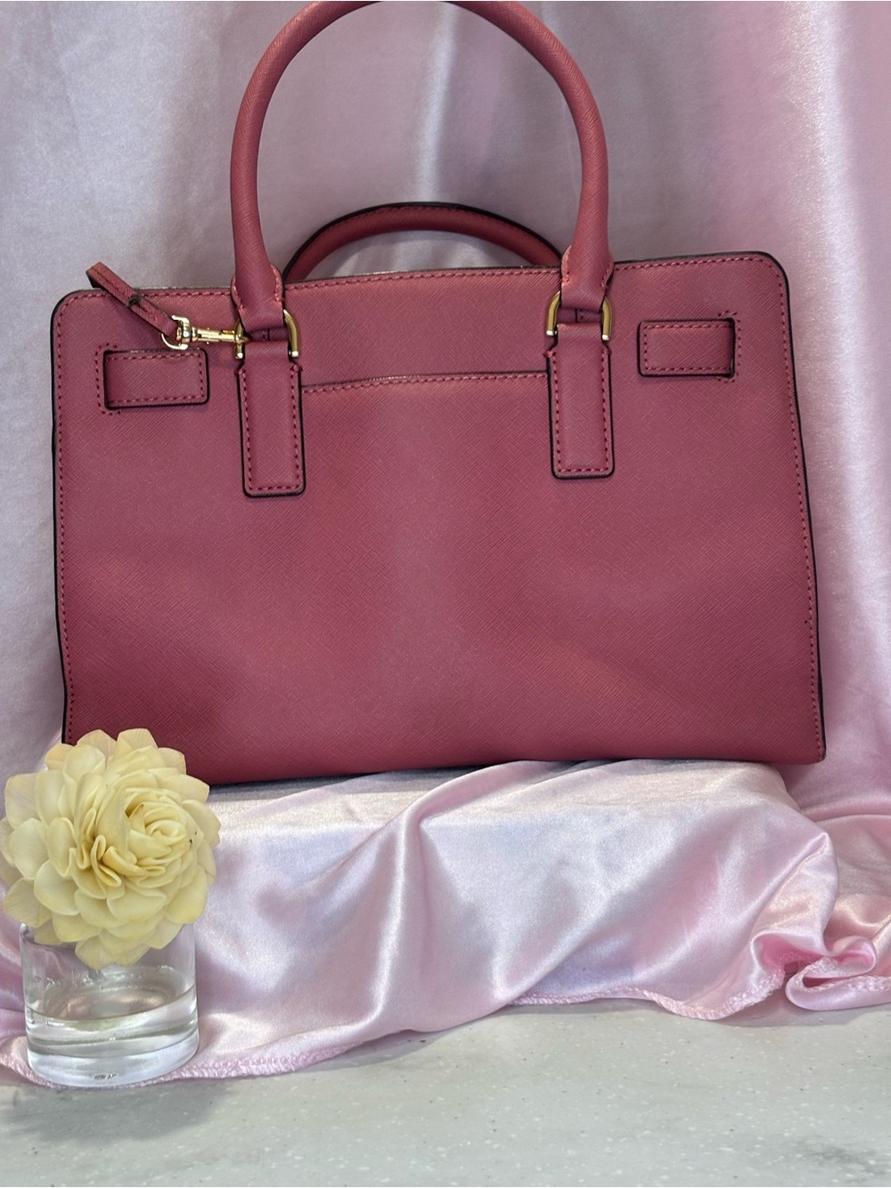 Michael Kors Rose Pink Saffiano Leather Satchel with Gold Hardware - Picture 3 of 10